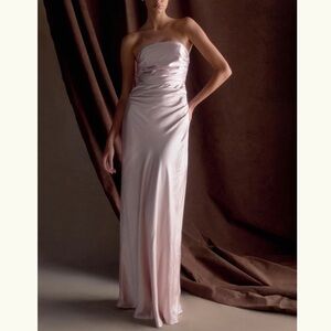 NWT Meshki Cedar Strapless Satin Maxi Dress - Soft Pink Size large